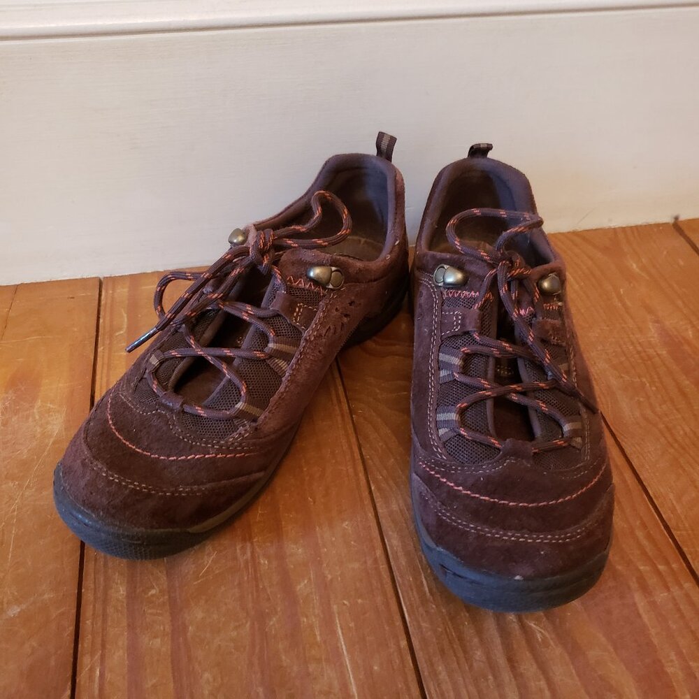 Earth Origins Kamryn leather brown sneakers US6